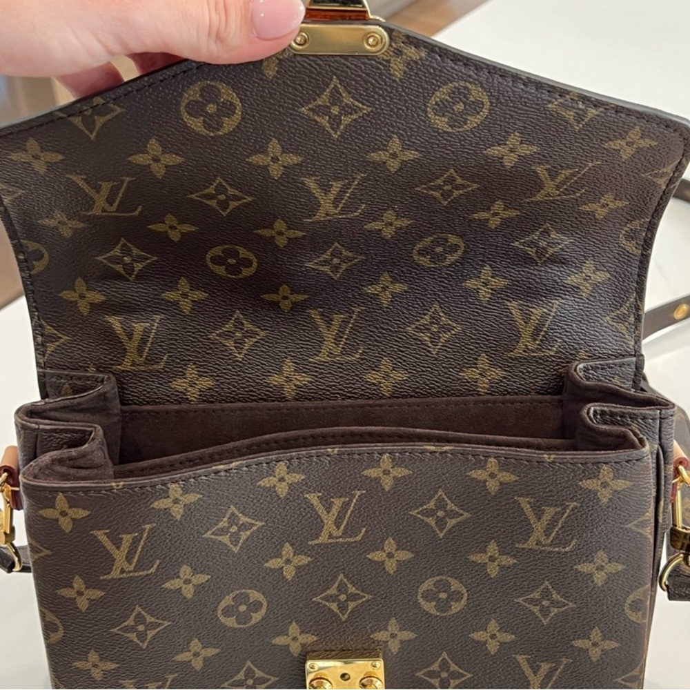Louis Vuitton Pochette Métis satchel full inclusion - Picture 3 of 9
